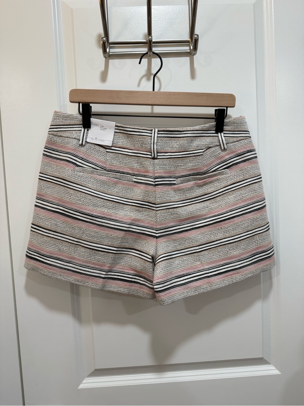 NWT LOFT The Riviera Textured Striped Tweed Shorts Pink Black Tan Size 8 Preppy - Picture 7 of 8
